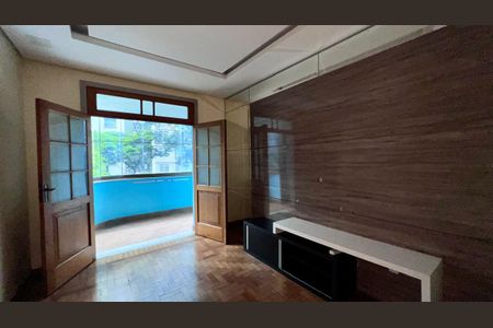 sala  de apartamento à venda com 3 quartos, 150m² em Centro, Belo Horizonte