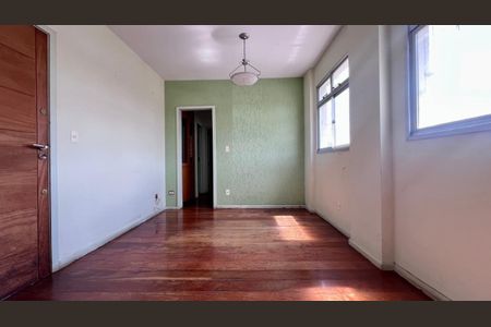 sala  de apartamento à venda com 3 quartos, 120m² em Sagrada Família, Belo Horizonte