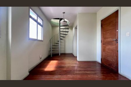 sala  de apartamento à venda com 3 quartos, 120m² em Sagrada Família, Belo Horizonte