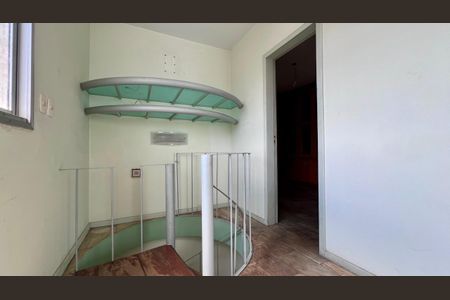 Apartamento à venda com 120m², 3 quartos e 2 vagassala 