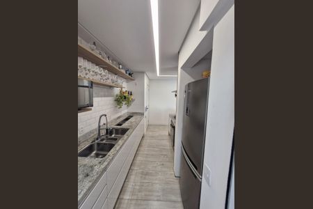 Apartamento à venda com 120m², 2 quartos e 2 vagasCozinha