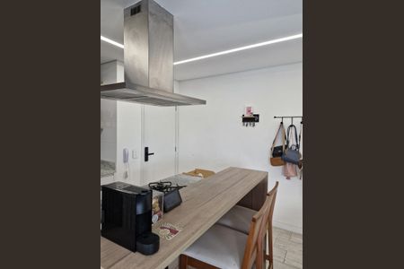 Apartamento à venda com 120m², 2 quartos e 2 vagasCozinha