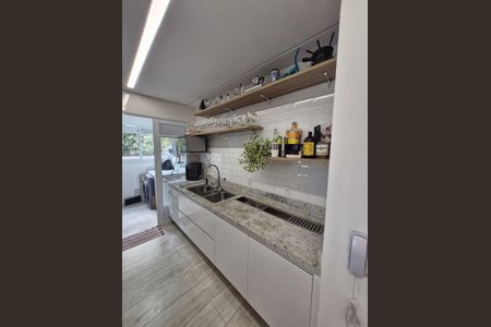 Apartamento à venda com 120m², 2 quartos e 2 vagasCozinha