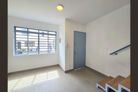 Sala de casa para alugar com 2 quartos, 80m² em Vila Olímpia, São Paulo