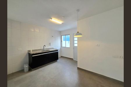 Cozinha de casa para alugar com 2 quartos, 80m² em Vila Olímpia, São Paulo