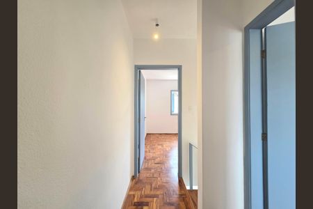 Casa para alugar com 80m², 2 quartos e 1 vaga Casa para alugar com 80m², 2 quartos e 1 vagaCorredor