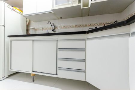 Apartamento à venda com 52m², 2 quartos e 1 vaga Apartamento à venda com 52m², 2 quartos e 1 vagaCozinha