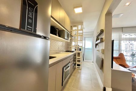 Apartamento à venda com 93m², 2 quartos e 2 vagasCozinha