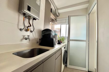 Apartamento à venda com 93m², 2 quartos e 2 vagasÁrea de Serviço