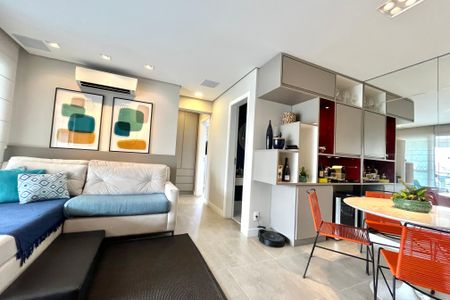 Apartamento à venda com 93m², 2 quartos e 2 vagasSala