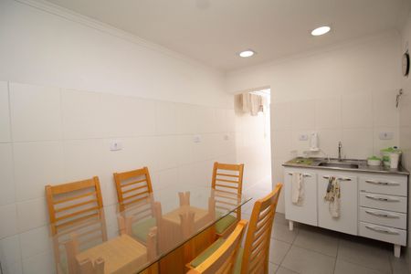 Apartamento para alugar com 100m², 2 quartos e sem vaga Apartamento para alugar com 100m², 2 quartos e sem vagaCozinha