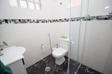 Apartamento para alugar com 100m², 2 quartos e sem vaga Apartamento para alugar com 100m², 2 quartos e sem vagaBanheiro 1