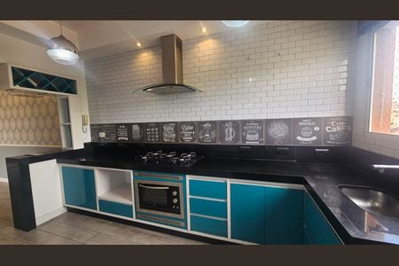 Apartamento para alugar com 74m², 2 quartos e 1 vaga Apartamento para alugar com 74m², 2 quartos e 1 vagaCozinha