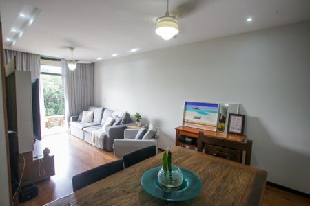 Apartamento à venda com 89m², 3 quartos e 1 vagaSala