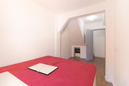 Casa para alugar com 250m², 3 quartos e 2 vagas Casa para alugar com 250m², 3 quartos e 2 vagasQuarto 2