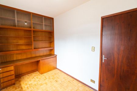 Casa à venda com 174m², 3 quartos e 2 vagasQuarto 2