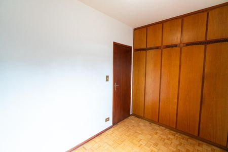 Casa à venda com 174m², 3 quartos e 2 vagasQuarto 2