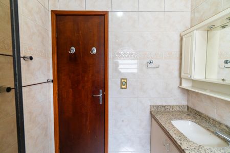 Casa à venda com 174m², 3 quartos e 2 vagasBanheiro Social