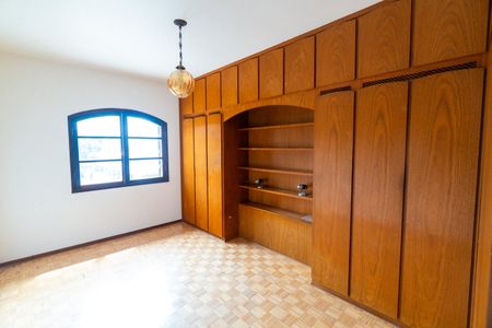 Casa à venda com 174m², 3 quartos e 2 vagasSuite