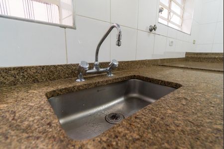 Casa à venda com 174m², 3 quartos e 2 vagasCozinha