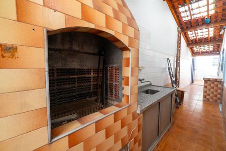 Casa à venda com 174m², 3 quartos e 2 vagasChurrasqueira