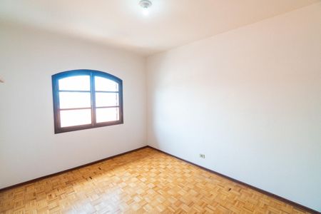 Casa à venda com 174m², 3 quartos e 2 vagasQuarto 1