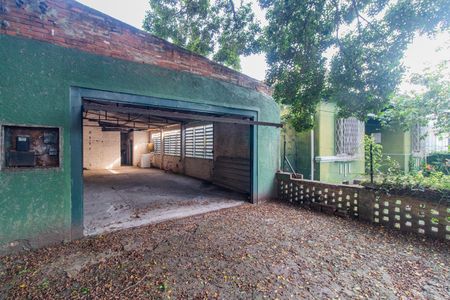 Casa à venda com 250m², 3 quartos e 1 vaga Casa à venda com 250m², 3 quartos e 1 vagaGaragem