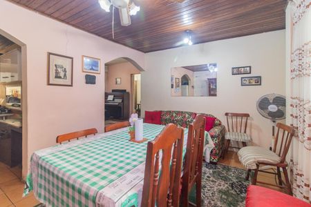 Sala de casa à venda com 3 quartos, 250m² em Azenha, Porto Alegre