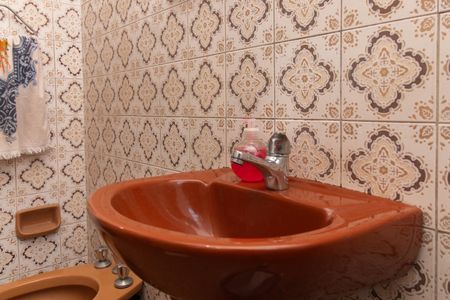 Casa à venda com 250m², 3 quartos e 1 vaga Casa à venda com 250m², 3 quartos e 1 vagaBanheiro 1