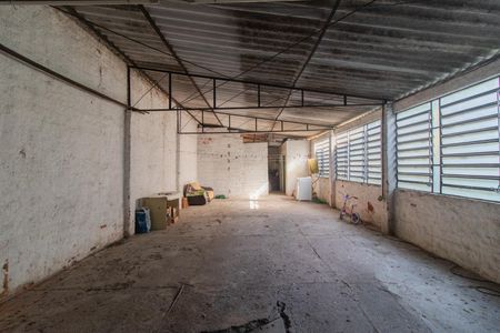 Casa à venda com 250m², 3 quartos e 1 vaga Casa à venda com 250m², 3 quartos e 1 vagaGaragem