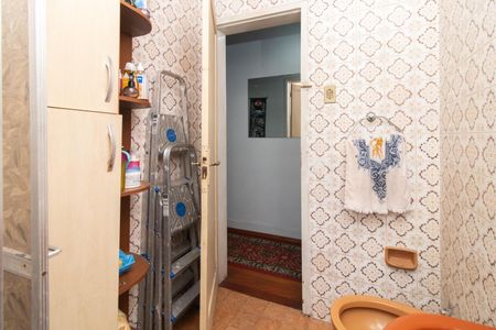 Casa à venda com 250m², 3 quartos e 1 vaga Casa à venda com 250m², 3 quartos e 1 vagaBanheiro 1