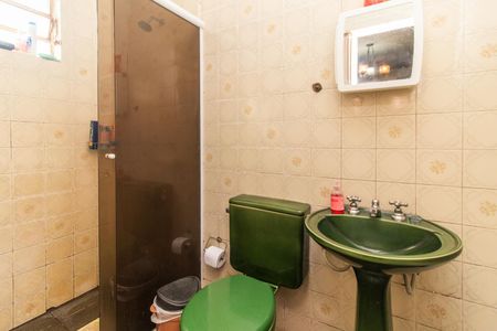 Casa à venda com 250m², 3 quartos e 1 vaga Casa à venda com 250m², 3 quartos e 1 vagaBanheiro 2