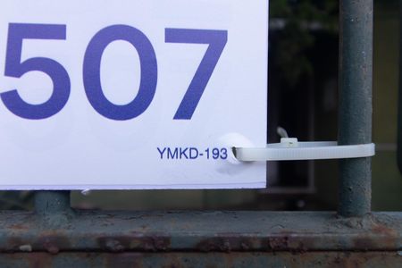 Casa à venda com 250m², 3 quartos e 1 vaga Casa à venda com 250m², 3 quartos e 1 vagaPlaca