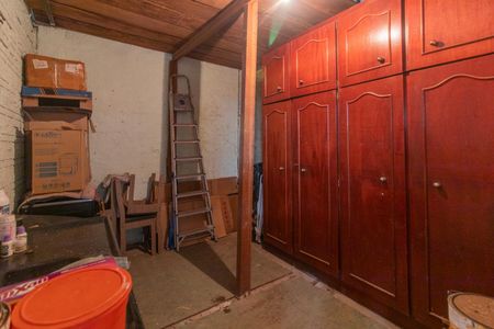 Casa à venda com 250m², 3 quartos e 1 vaga Casa à venda com 250m², 3 quartos e 1 vagaGaragem