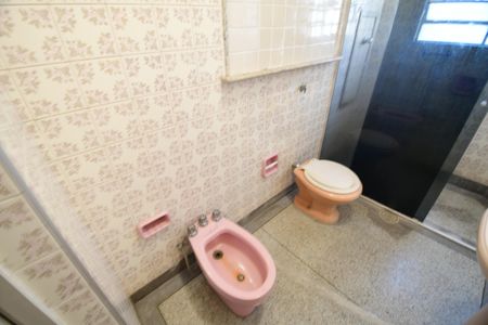 Apartamento à venda com 75m², 2 quartos e sem vagaBanheiro