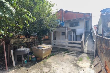 Casa para alugar com 102m², 2 quartos e 1 vaga Casa para alugar com 102m², 2 quartos e 1 vagaQuintal