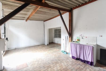 Casa para alugar com 102m², 2 quartos e 1 vaga Casa para alugar com 102m², 2 quartos e 1 vagaGaragem