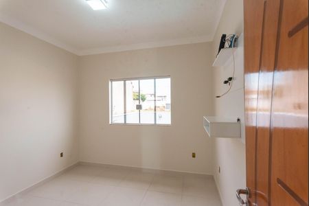 Casa para alugar com 218m², 3 quartos e 3 vagas Casa para alugar com 218m², 3 quartos e 3 vagasQuarto 2