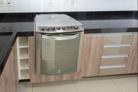 Cozinha de casa para alugar com 3 quartos, 218m² em Jardim Uruguai, Campinas