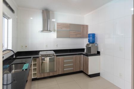 Casa para alugar com 218m², 3 quartos e 3 vagas Casa para alugar com 218m², 3 quartos e 3 vagasCozinha