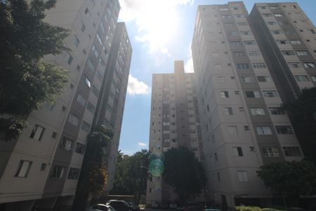 Apartamento para alugar com 50m², 2 quartos e 1 vagaFachada