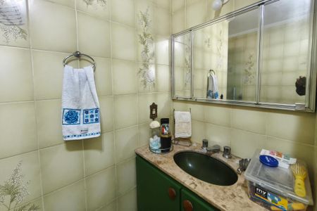 Apartamento à venda com 115m², 3 quartos e 2 vagasBanheiro Social