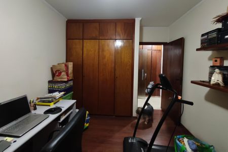 Apartamento à venda com 115m², 3 quartos e 2 vagasQuarto 3