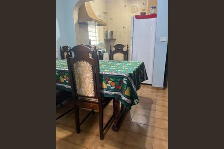 Casa à venda com 206m², 2 quartos e 5 vagasFoto 01
