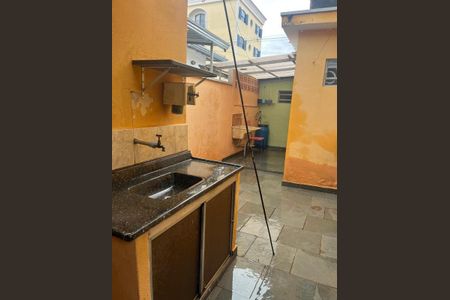 Casa à venda com 206m², 2 quartos e 5 vagasFoto 01
