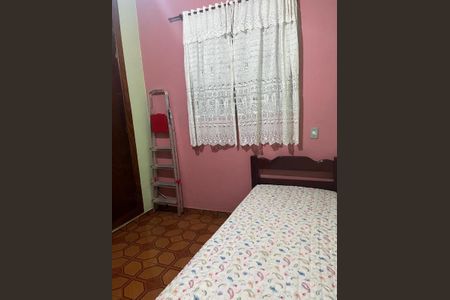 Casa à venda com 206m², 2 quartos e 5 vagasFoto 01