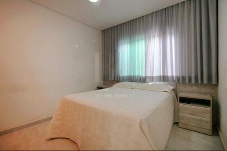 Casa para alugar com 550m², 4 quartos e 6 vagasFoto 03