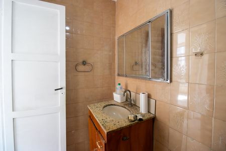Apartamento para alugar com 70m², 2 quartos e 1 vaga Apartamento para alugar com 70m², 2 quartos e 1 vagaBanheiro
