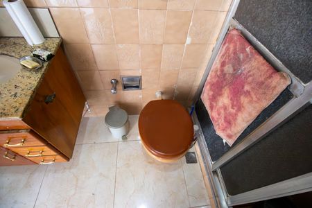 Apartamento para alugar com 70m², 2 quartos e 1 vaga Apartamento para alugar com 70m², 2 quartos e 1 vagaBanheiro