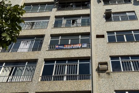 Apartamento para alugar com 70m², 2 quartos e 1 vaga Apartamento para alugar com 70m², 2 quartos e 1 vagaPlaca